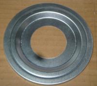 Отражатель ступицы переднего колеса наружный  ГАЗ-2217 