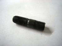 Шпилька крепления поддона двигателя