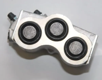 Цилиндр тормозной передний правый ВАЗ-21214,  2123 (новый образец)